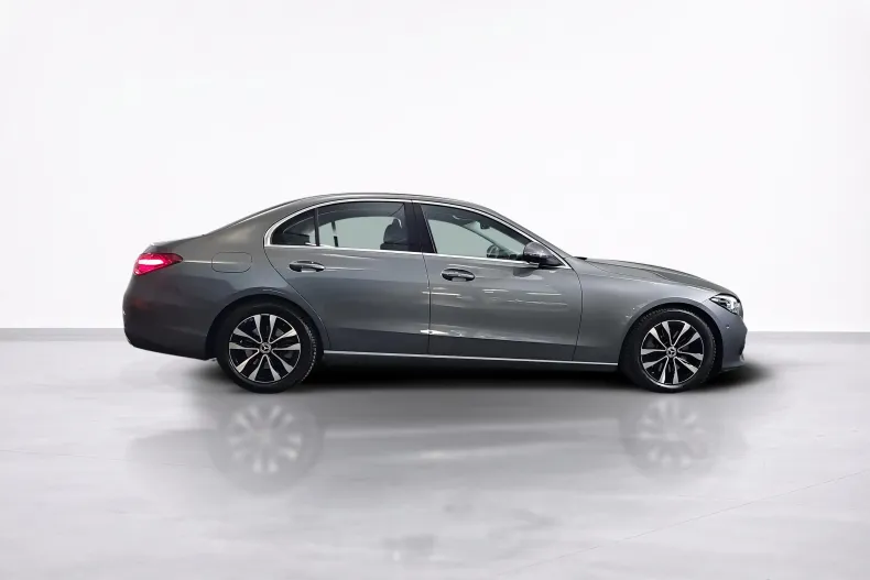 Mercedes-Benz C 300 (Clasa C) din 2023 cu 29.622 km - oferta MER244410 - foto 6