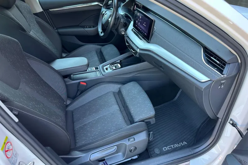 Skoda Octavia din 2021 cu 102.555 km - oferta SKO244412 - foto 12