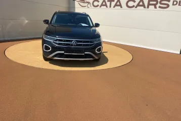 Volkswagen T-Roc din 2022 - oferta VOL244416