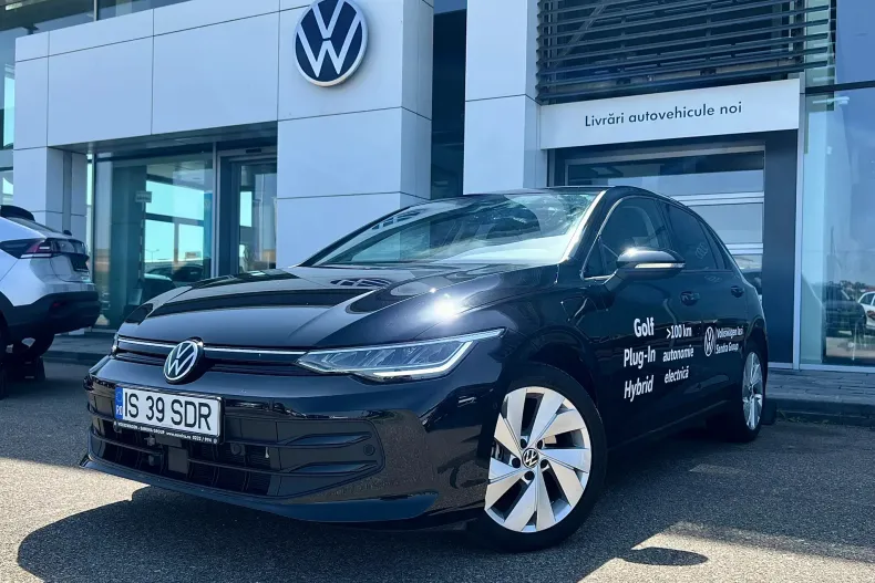 Volkswagen Golf din 2026 cu 6.000 km - oferta VOL244417 - foto 2