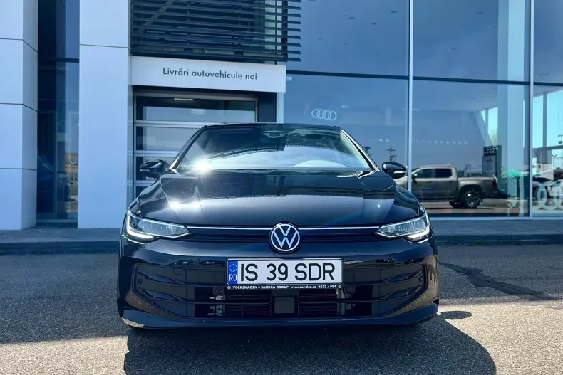 Volkswagen Golf din 2026 cu 6.000 km - oferta VOL244417 - foto 3