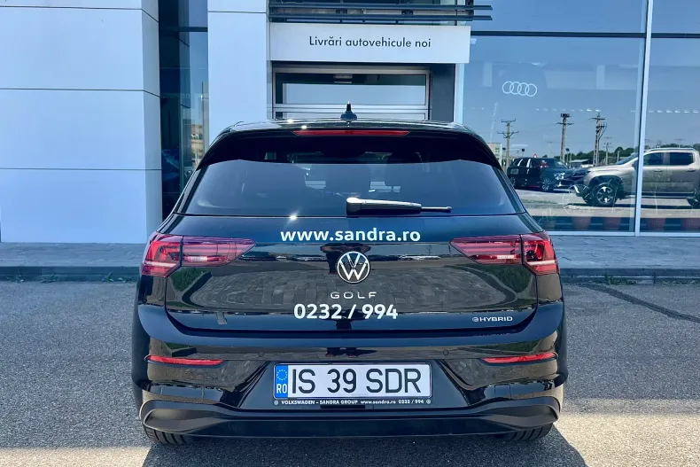 Volkswagen Golf din 2026 cu 6.000 km - oferta VOL244417 - foto 6