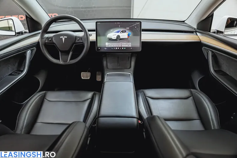 Tesla Model Y din 2023 cu 98.480 km - oferta TES244418 - foto 3