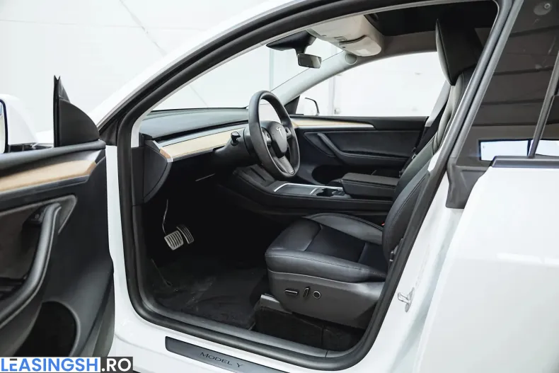 Tesla Model Y din 2023 cu 98.480 km - oferta TES244418 - foto 24