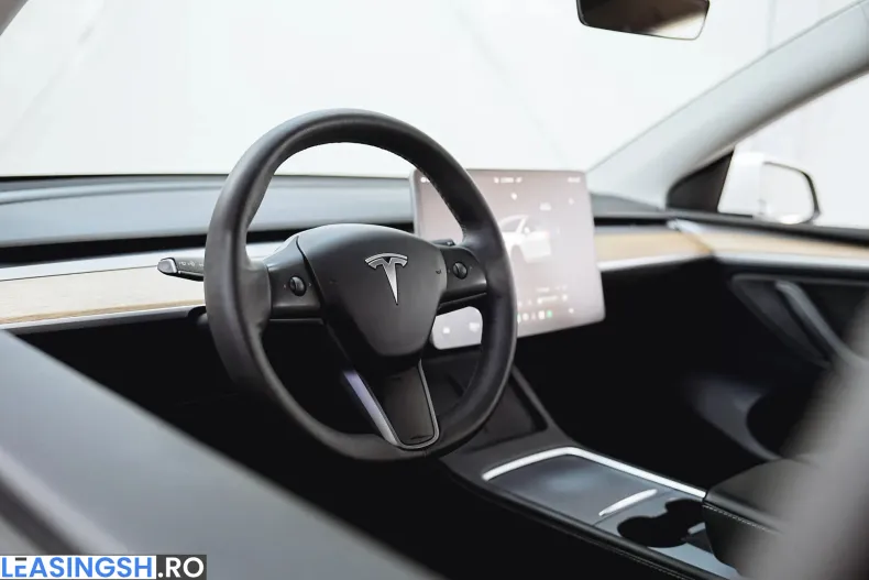 Tesla Model Y din 2023 cu 98.480 km - oferta TES244418 - foto 28