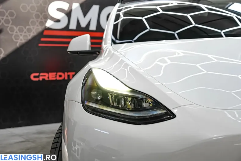 Tesla Model Y din 2023 cu 98.480 km - oferta TES244418 - foto 32