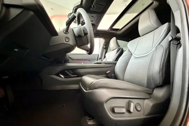Lexus Seria ES din 2026 cu 2 km - oferta LEX244425 - foto 13