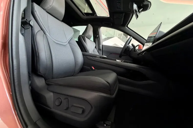 Lexus Seria ES din 2026 cu 2 km - oferta LEX244425 - foto 15