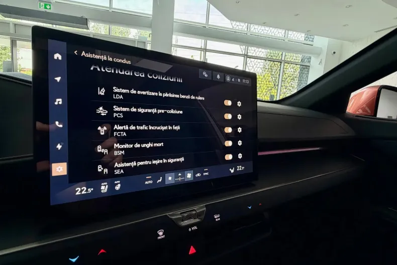 Lexus Seria ES din 2026 cu 2 km - oferta LEX244425 - foto 31