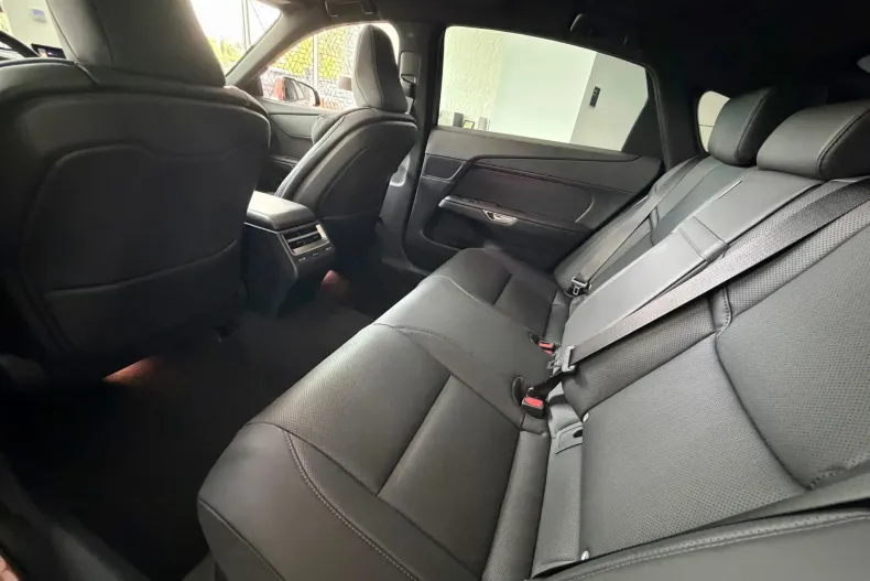 Lexus Seria ES din 2026 cu 2 km - oferta LEX244425 - foto 39