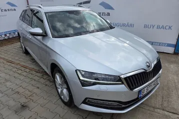 Skoda Superb din 2022 - oferta SKO244439