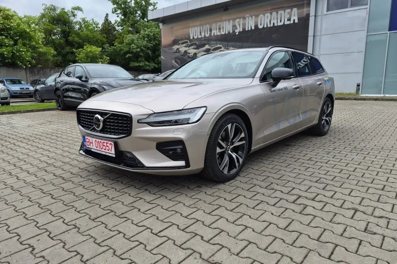 Volvo V60 din 2026 cu 100 km - oferta VOL244441 - foto 2