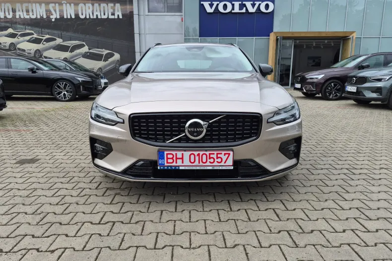 Volvo V60 din 2026 cu 100 km - oferta VOL244441 - foto 4