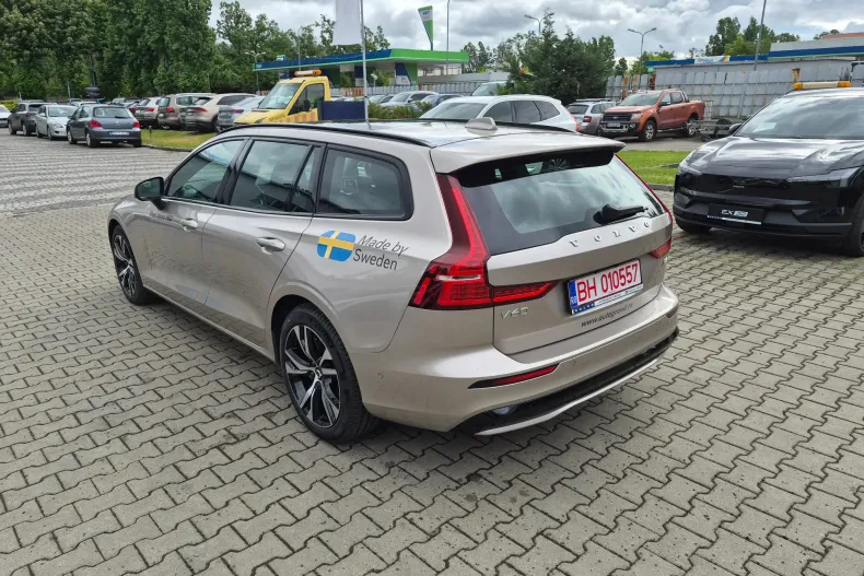 Volvo V60 din 2026 cu 100 km - oferta VOL244441 - foto 9