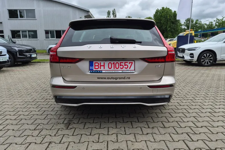 Volvo V60 din 2026 cu 100 km - oferta VOL244441 - foto 12