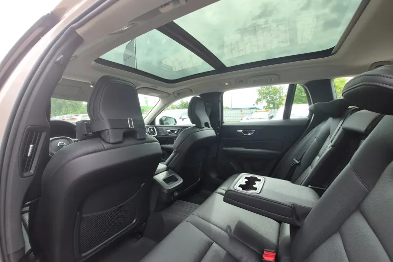 Volvo V60 din 2026 cu 100 km - oferta VOL244441 - foto 16