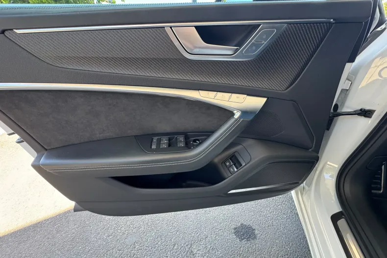 Audi A6 din 2020 cu 77.103 km - oferta AUD244453 - foto 22