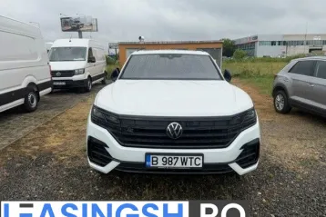 Volkswagen Touareg din 2023 - oferta VOL244458