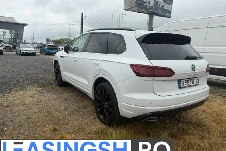 Volkswagen Touareg din 2023 cu 73.900 km - oferta VOL244458 - foto 4