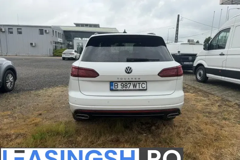 Volkswagen Touareg din 2023 cu 73.900 km - oferta VOL244458 - foto 5