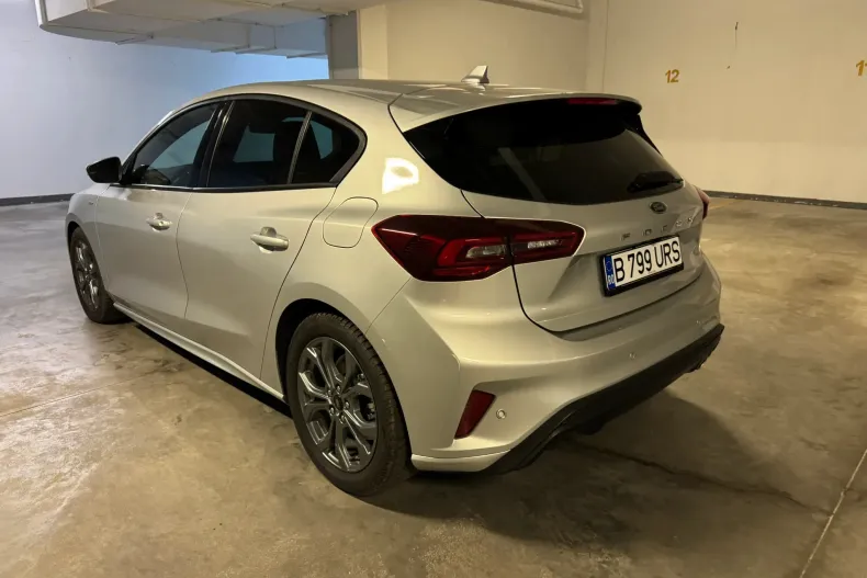 Ford Focus din 2025 cu 19.800 km - oferta FOR244460 - foto 5
