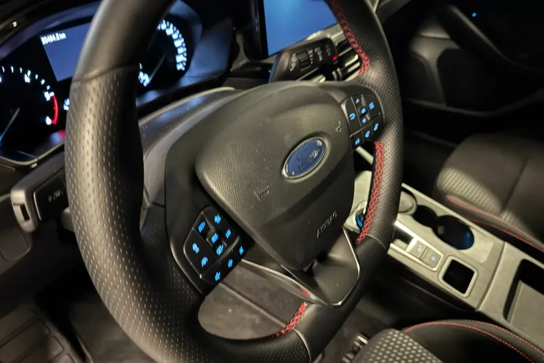 Ford Focus din 2025 cu 19.800 km - oferta FOR244460 - foto 14