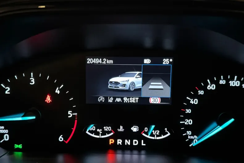 Ford Focus din 2025 cu 19.800 km - oferta FOR244460 - foto 26