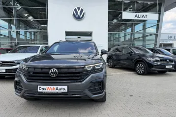 Volkswagen Touareg din 2023 - oferta VOL244462