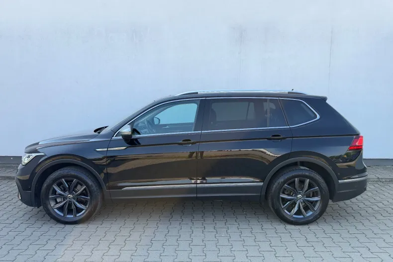 Volkswagen Tiguan din 2022 cu 104.900 km - oferta VOL244463 - foto 3