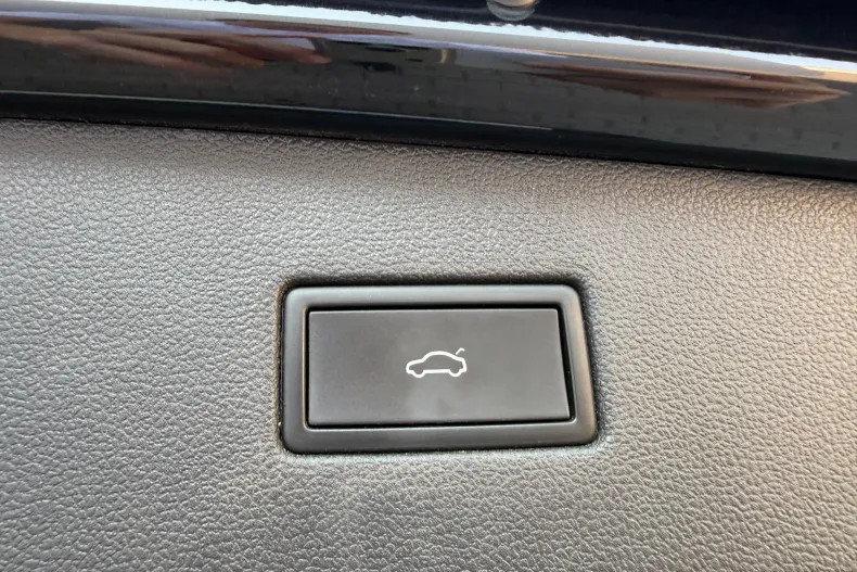 Volkswagen Tiguan din 2022 cu 104.900 km - oferta VOL244463 - foto 10