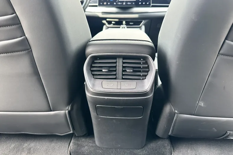 BYD Sealion 7 din 2025 cu 9.964 km - oferta BYD244467 - foto 14