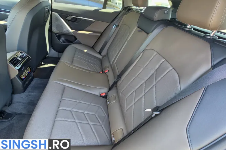 BMW 520 (Seria 5) din 2026 cu 250 km - oferta BMW244469 - foto 12
