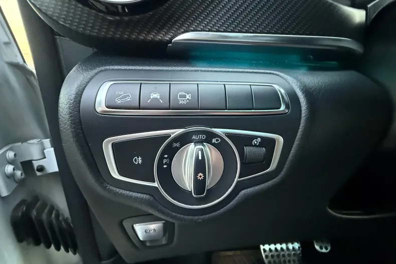 Mercedes-Benz V 300 (Clasa V) din 2020 cu 150.000 km - oferta MER244470 - foto 28