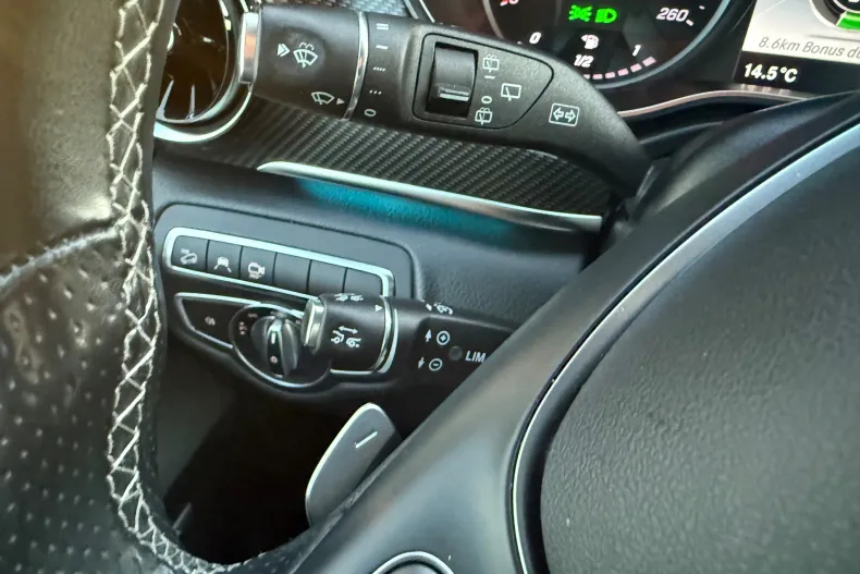 Mercedes-Benz V 300 (Clasa V) din 2020 cu 150.000 km - oferta MER244470 - foto 38