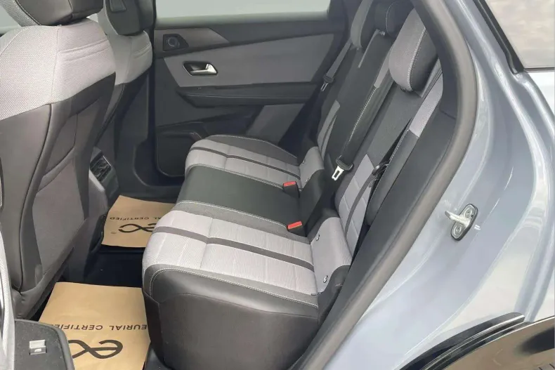 Opel Grandland din 2025 cu 20.000 km - oferta OPE244472 - foto 9
