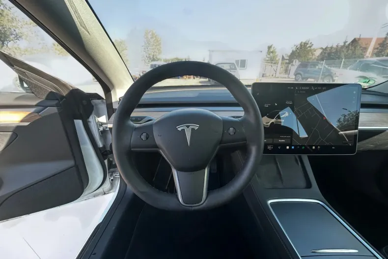 Tesla Model 3 din 2021 cu 99.000 km - oferta TES244484 - foto 13