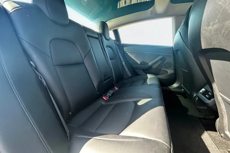 Tesla Model 3 din 2021 cu 99.000 km - oferta TES244484 - foto 19