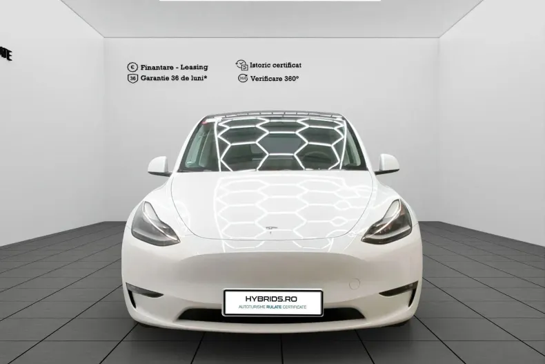 Tesla Model Y din 2023 cu 68.400 km - oferta TES244485 - foto 3