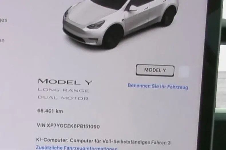 Tesla Model Y din 2023 cu 68.400 km - oferta TES244485 - foto 11