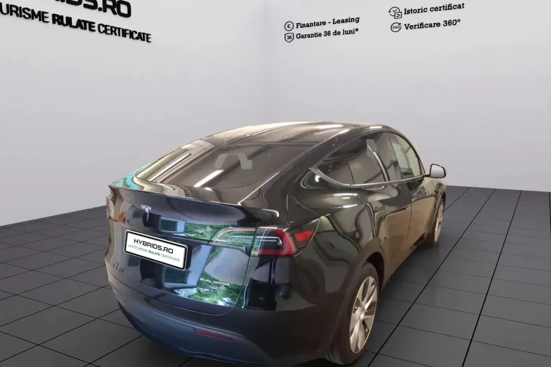 Tesla Model Y din 2023 cu 45.756 km - oferta TES244487 - foto 3
