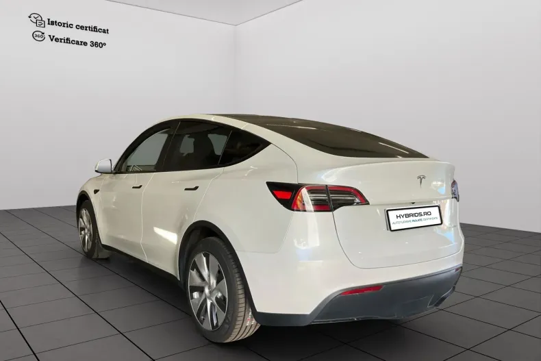 Tesla Model Y din 2023 cu 69.481 km - oferta TES244488 - foto 4