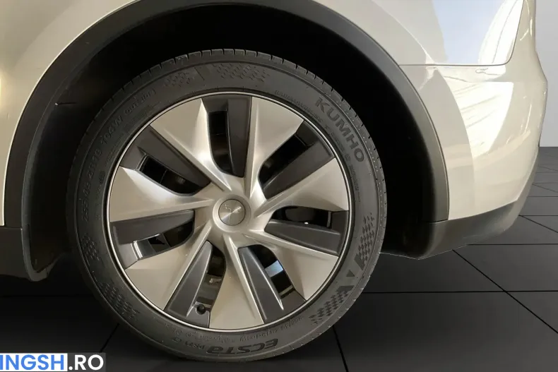 Tesla Model Y din 2023 cu 69.481 km - oferta TES244488 - foto 7