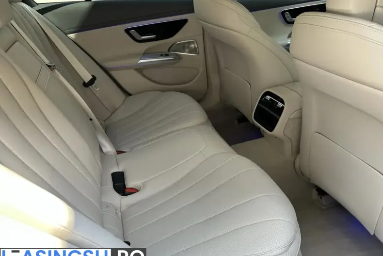 Mercedes-Benz E 220 (Clasa E) din 2025 cu 6.600 km - oferta MER244497 - foto 17