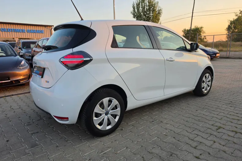 Renault ZOE din 2021 cu 17.700 km - oferta REN244504 - foto 3