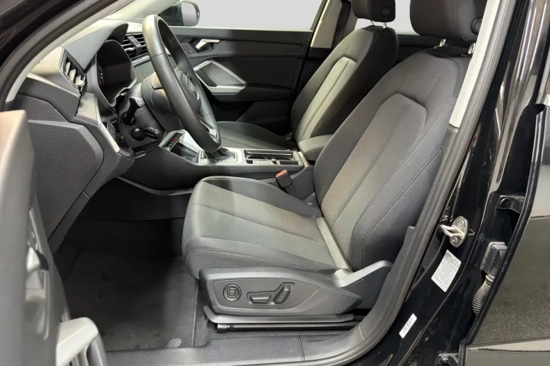 Audi Q3 din 2023 cu 30.630 km - oferta AUD244508 - foto 9