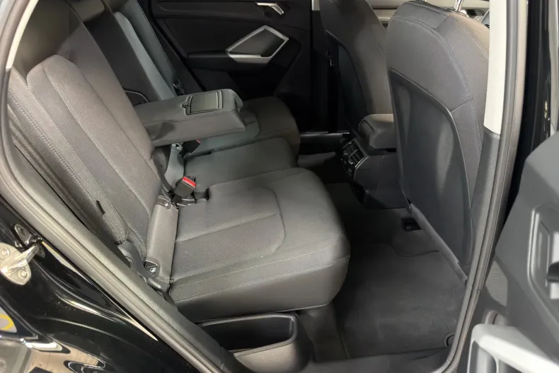 Audi Q3 din 2023 cu 30.630 km - oferta AUD244508 - foto 19