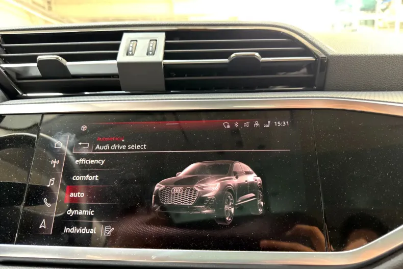 Audi Q3 din 2022 cu 31.570 km - oferta AUD244509 - foto 28