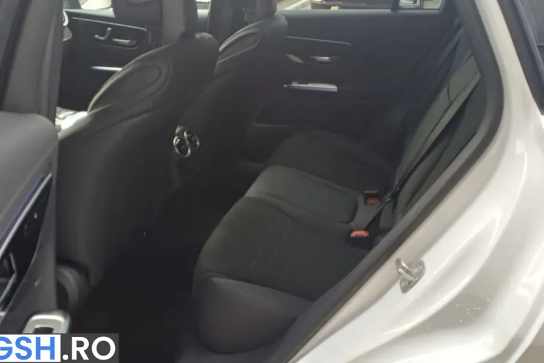 Mercedes-Benz GLC 300 (Clasa GLC) din 2026 cu 10 km - oferta MER244516 - foto 12