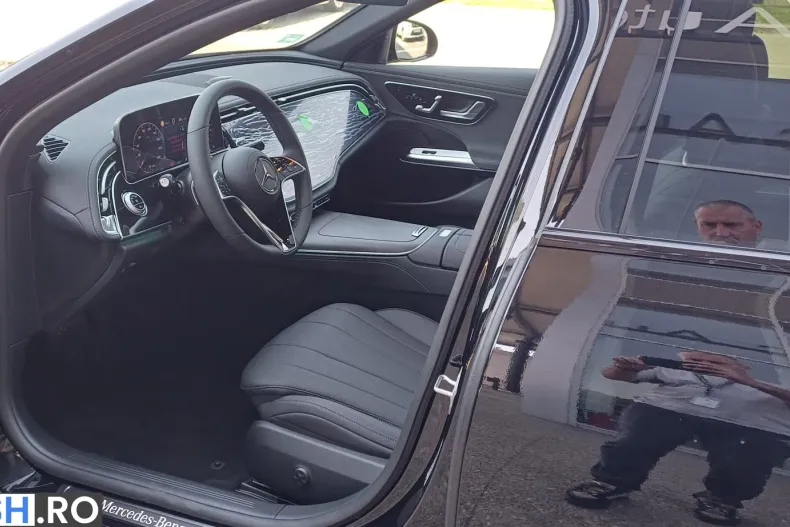Mercedes-Benz E 300 (Clasa E) din 2026 cu 15 km - oferta MER244520 - foto 16