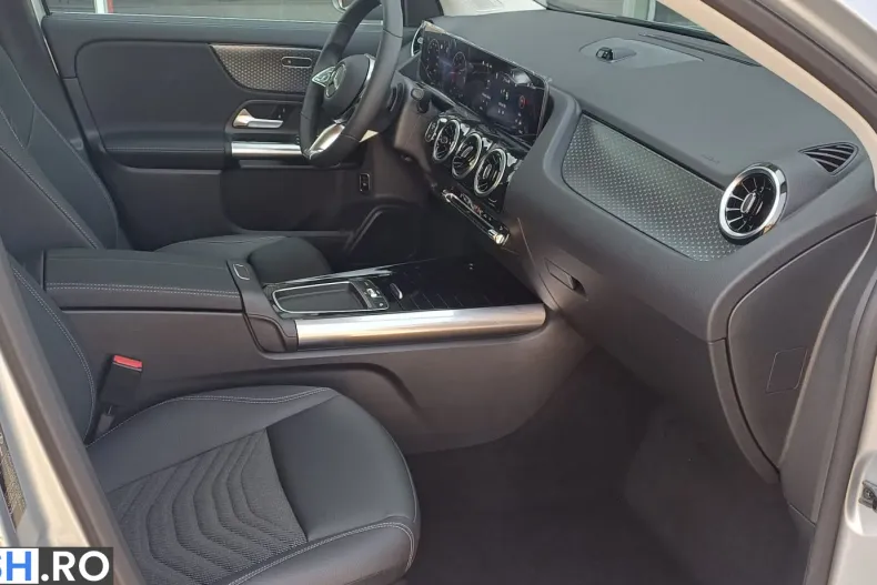 Mercedes-Benz GLA 180 (Clasa GLA) din 2026 cu 10 km - oferta MER244522 - foto 20